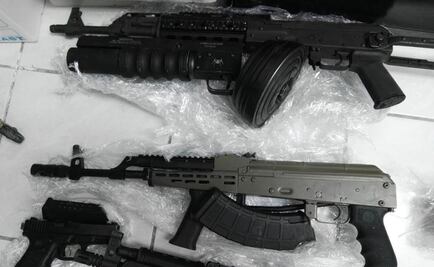 Aseguran arsenal y cinco vehículos en Nogales, Sonora