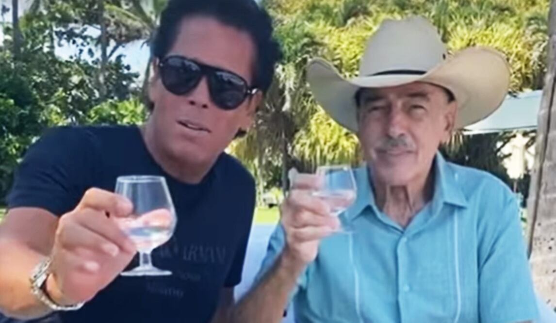 Roberto Palazuelos y Andrés García sostuvieron una relación muy estrecha, sin embargo, no pudieron reconciliarse antes de la muerte del actor de 81 años.
Foto: Instagram