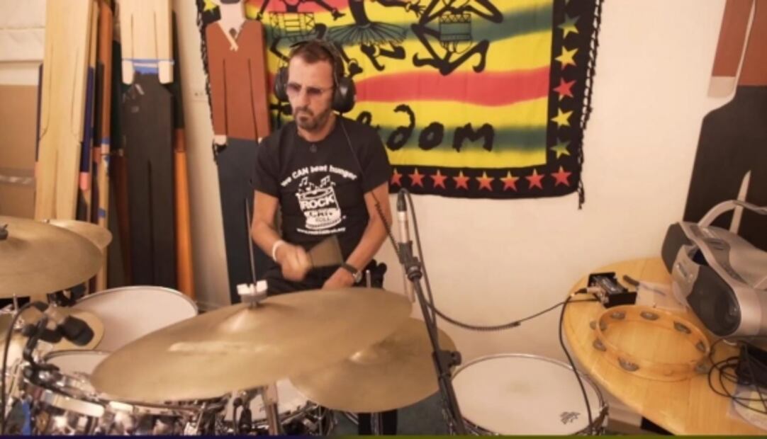 Carlos Santana y Ringo Starr cantan por la justicia social