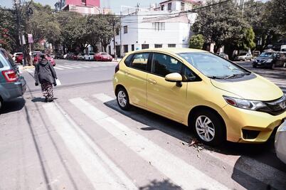 Se van grúas y se desata el caos en la colonia Del Valle