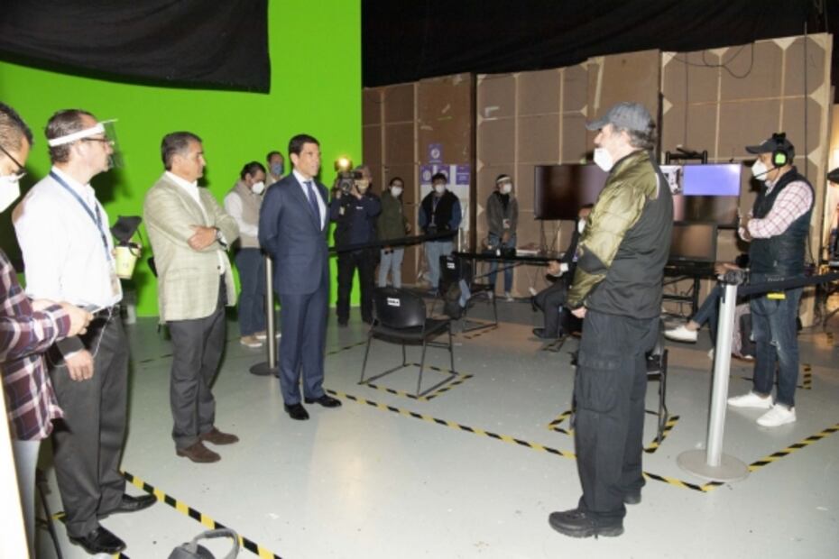 Bernardo Gómez y Alfonso Angoitia visitan Televisa en tiempos de coronavirus