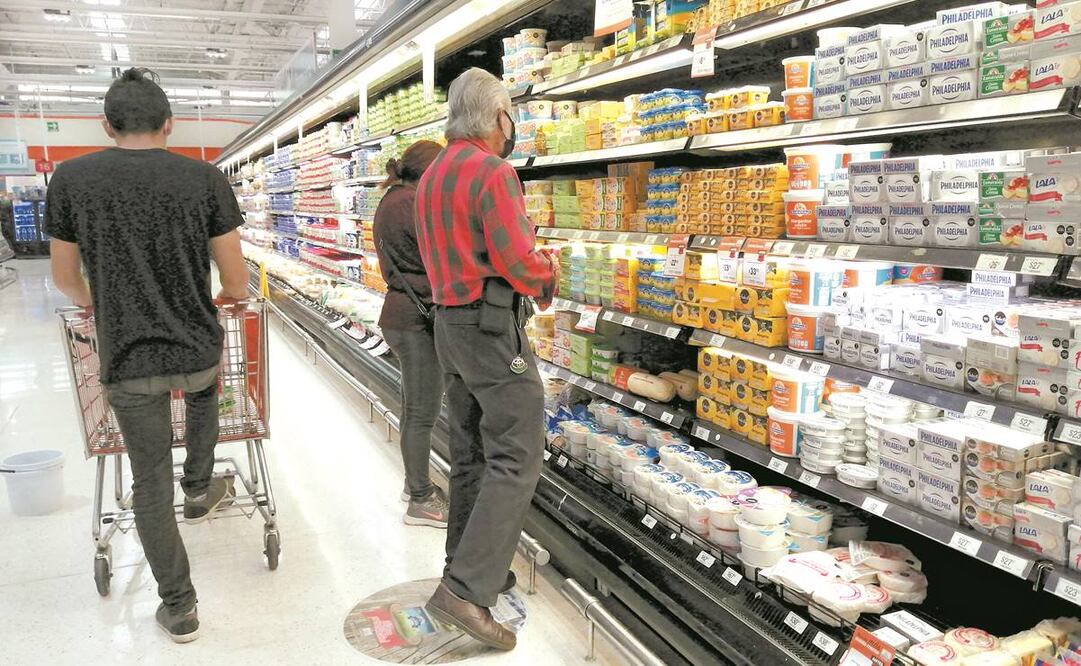 En octubre pasado, Profeco detectó que hay quesos que no son 100% de leche, a pesar de que así lo indicaba el empaque del producto. Foto: Archivo/ El Universal.