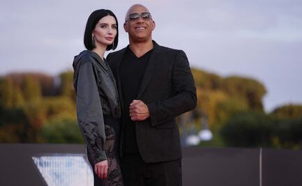 Vin Diesel posa con la hija de Paul Walker en la premier de "Rápidos y furiosos 10"