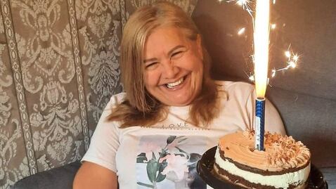 "Mi mamá va a morir el domingo a las 7 de la mañana. Y está feliz", dice hijo de Martha Sepulveda