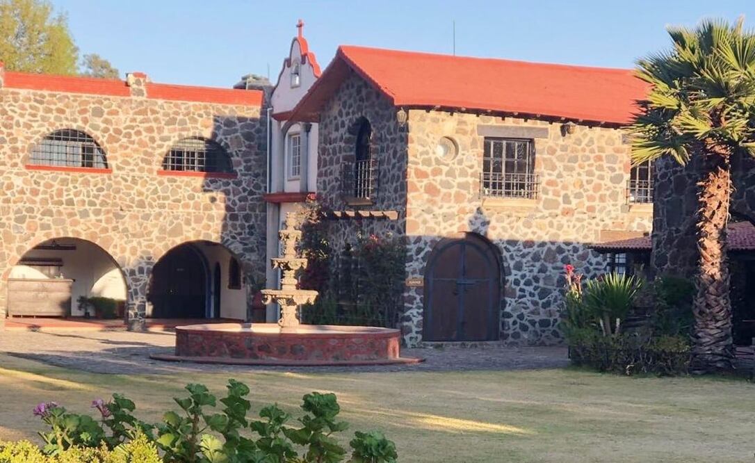 Disfruta de los jardines y de su cerveza artesanal Eufemia. Fotos: Hacienda Santa Catarina