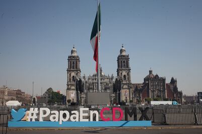 No impedirán pernoctar cerca del Zócalo por visita del Papa