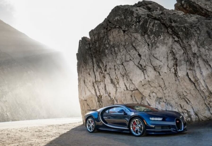 Bugatti reúne a sus tres modelos más icónicos 