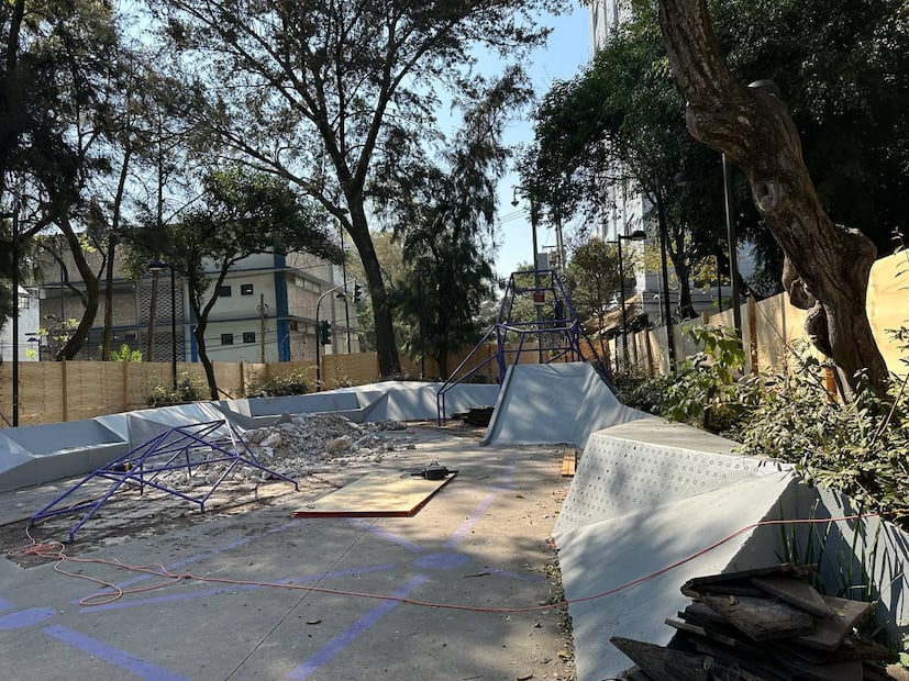 "La Plaza Río de Janeiro llevaba años pidiendo atención. Ya iniciamos su rehabilitación" aseguró la alcaldesa de Cuauhtémoc, Alessandra Rojo de la Vega. (Foto: especial)