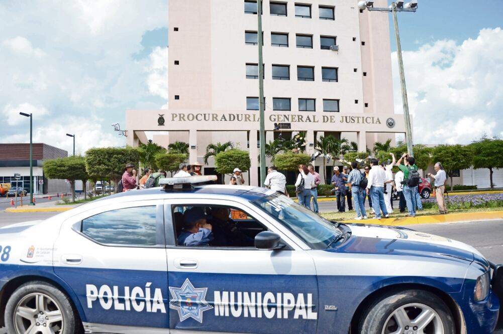 De acuerdo con información de la procuraduría estatal, los presuntos plagiarios mantuvieron encadenados a dos extranjeros por casi tres meses. (FOTO: ARCHIVO EL UNIVERSAL)
