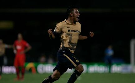 Pumas golea en casa a Monarcas