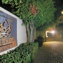 Juez frena remate de casa de Lozoya en las Lomas