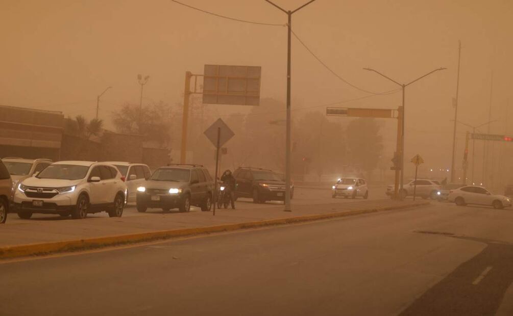 Los fuertes vientos han provocado el cierre de tramos carreteros en Ciudad Juárez y Chihuahua (06/03/2025). Foto: Especial