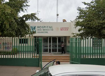 Trabajadores del IMSS-Bienestar en Sinaloa suspenden labores; exigen pago de salarios y prestaciones