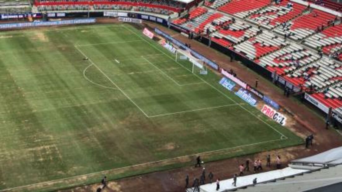 Mal estado de la cancha en el Azteca para el Cruz Azul vs Veracruz
