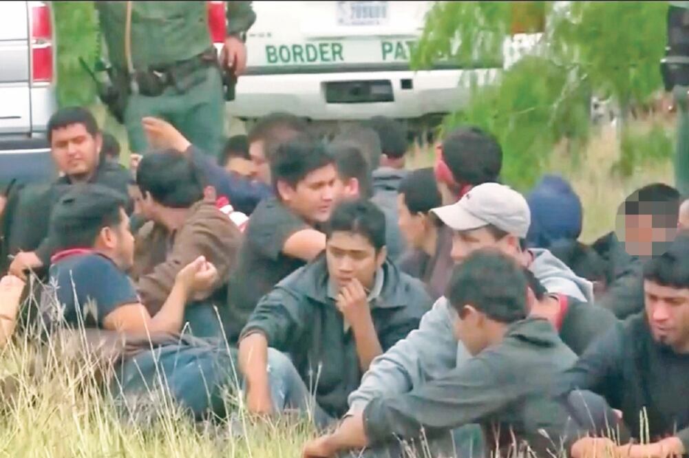 Los polleritos son reclutados y prácticamente entrenados por adultos que se dedican a lo mismo y los hacen acompañarlos en diversos trayectos. (FOTOS: CORTESÍA CONACYT)
