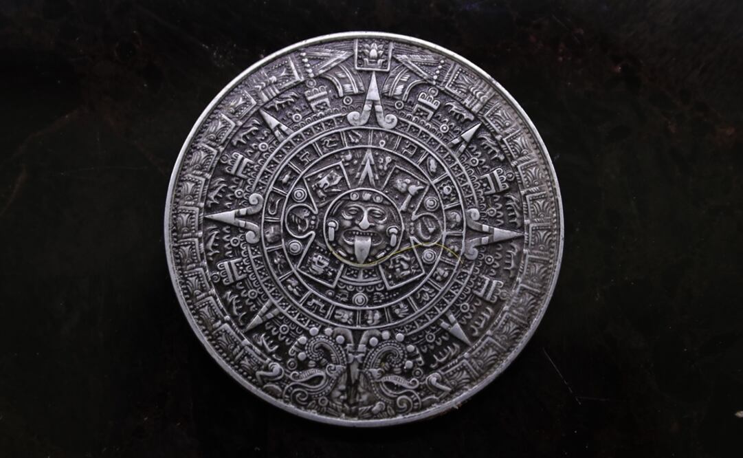 El artista y grabador Alejandro Alvarado expone en la Asociación Mexicana de Grabadores de Investigación Plástica A.C. todos los materiales de impresión en torno de las Olimpiadas de 1968.