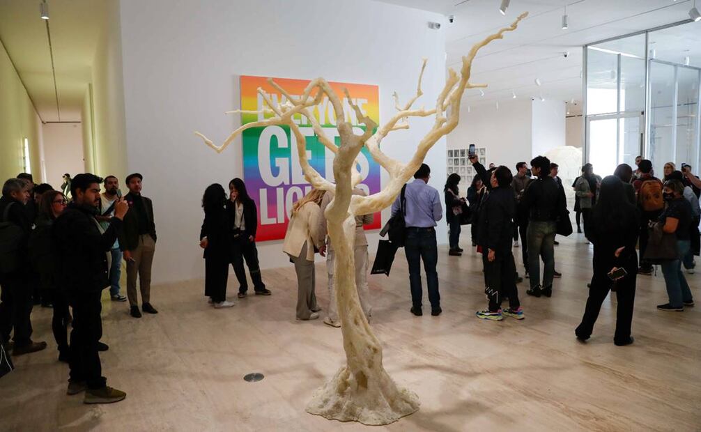 La exhibición está conformada por 66 obras que pertenecen a la colección Jumex que van desde la década de los 60 hasta 2023. Foto: Diego Simón Sánchez.