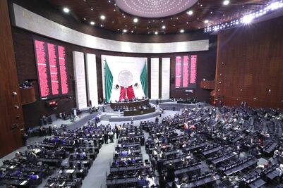 Entre gritos y empujones, tema de política interior confronta a la 4T y oposición en San Lázaro