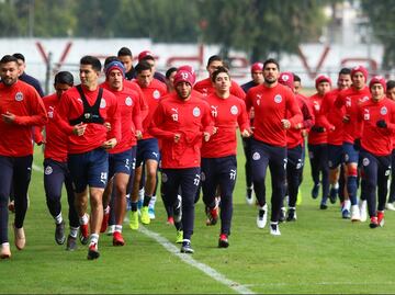 Chivas pone en pausa su regreso a tele abierta