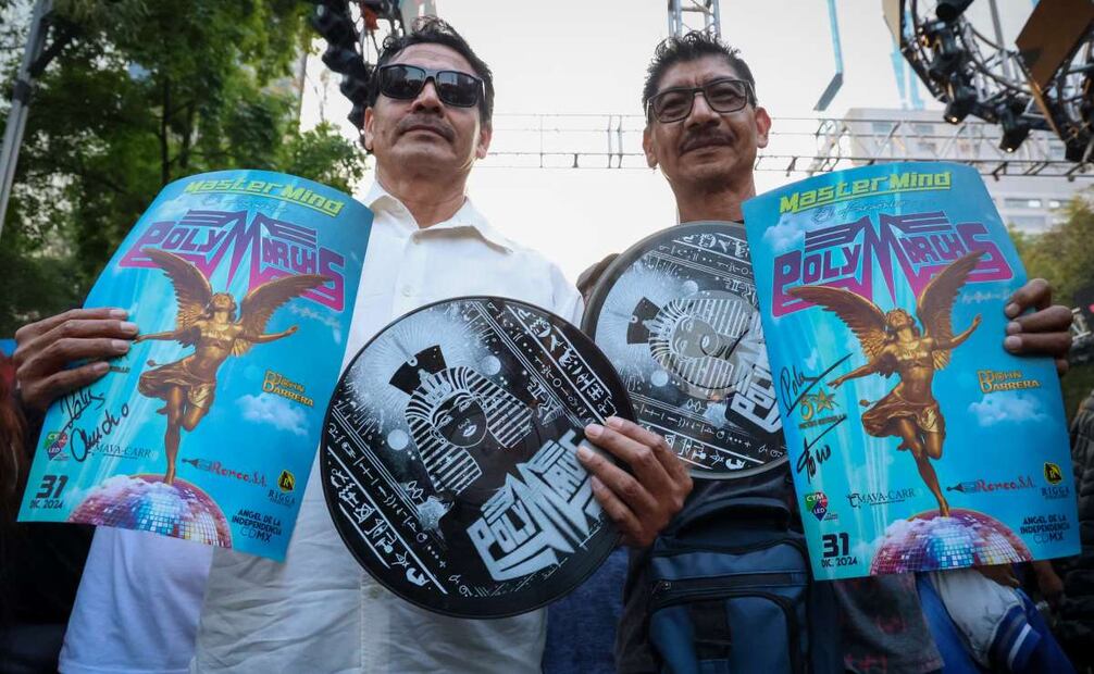 Los fans se encuentran felices de bailar al ritmo del high energy (31/12/2024). Foto: Luis Camach / El Universal