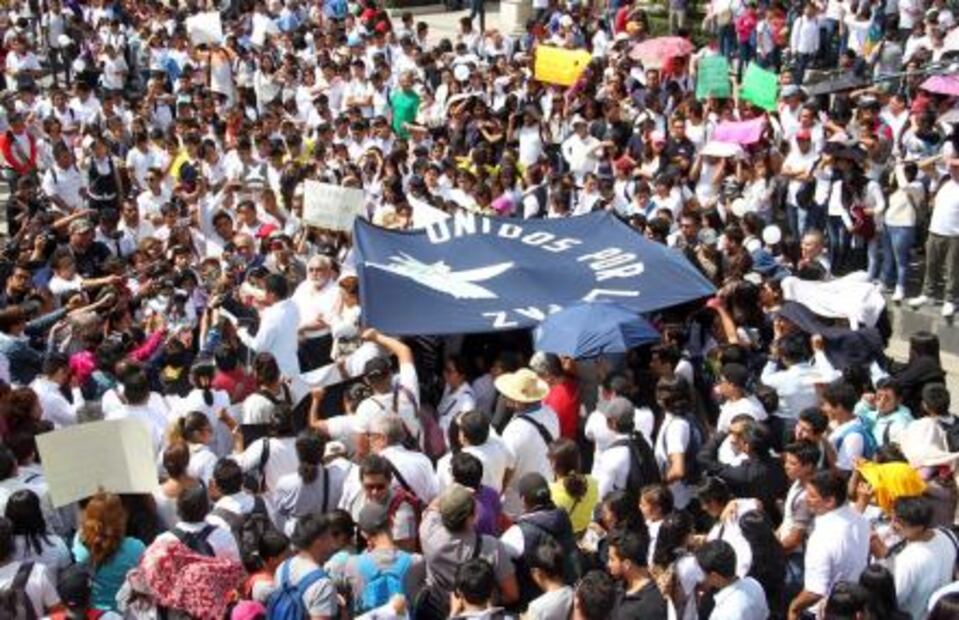 Estudiantes protestan por homicidio en Tehuacán