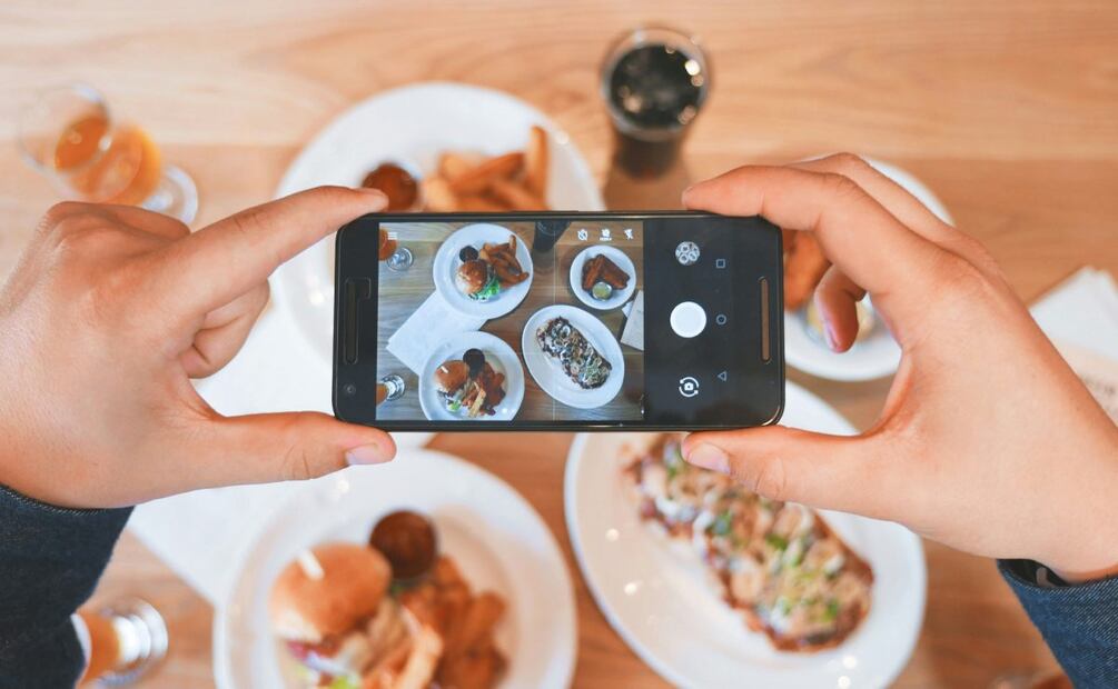 Fotografías con celular. Imagen: Unsplash