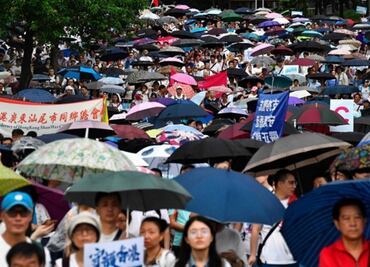 China alerta por "signos de terrorismo" en Hong Kong