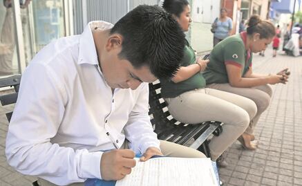 Tasa de desempleo de jóvenes duplica a la nacional: Inegi