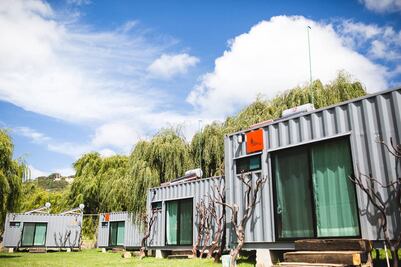 El Nidal, un glamping con contenedores en Sierra de Lobos