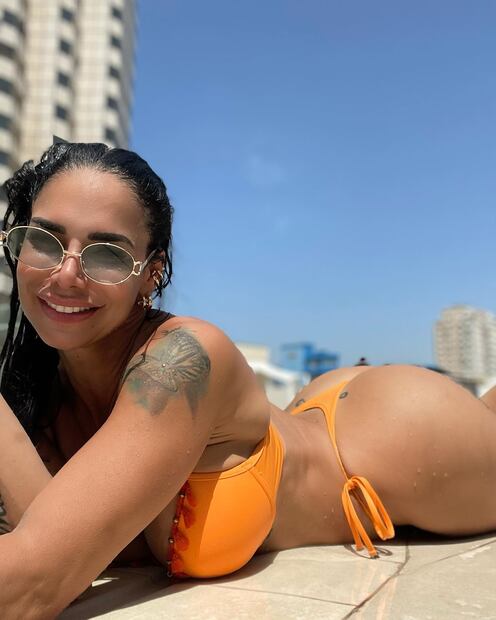 Lis Vega posando. Fuente: Instagram @lisvegaoficial