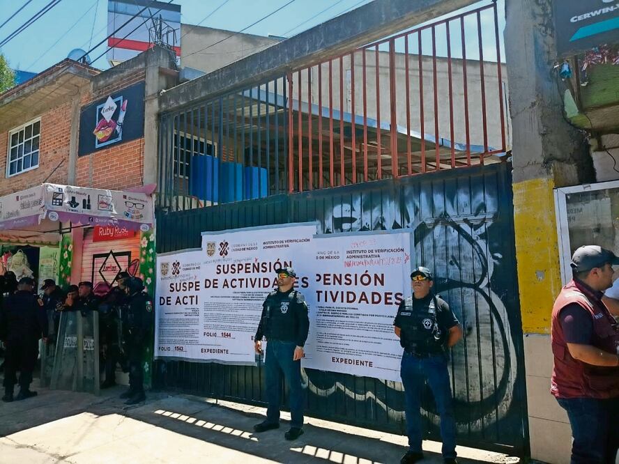 Al menos medio centenar de madererías en la CDMX tienen sellos de suspensión de actividades, tras operativos contra la tala clandestina. Foto: Especial