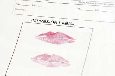 Investigación forense a partir de dientes y huellas labiales