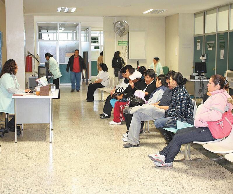 Los ciudadanos que requieran atención médica en el Insabi sólo deberán presentar su credencial de elector, CURP o acta de nacimiento. ARCHIVO EL UNIVERSAL