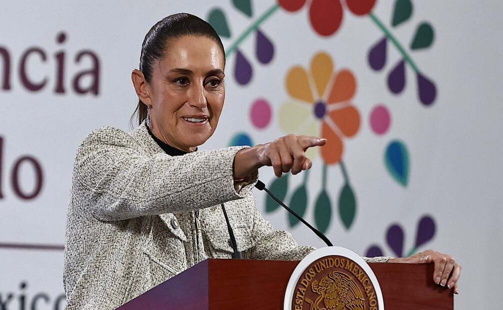 Al manifestar que es "es una reducción importante", Sheinbaum Pardo destacó que la inflación en México haya bajado de 4.13 a  3.55%, lo cual, indicó, ayudará a que el Banco de México (Banxico) pueda seguir bajando la tasas de interés y con esto, aumentar las inversiones en el país. Fotos: Berenice Fregoso / EL UNIVERSAL