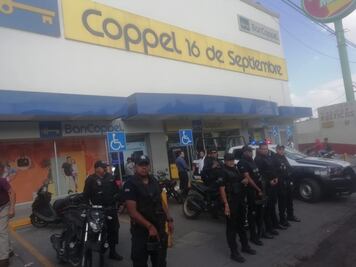 Por "saqueos" a tiendas, suman  al menos 19 detenidos en Edomex 