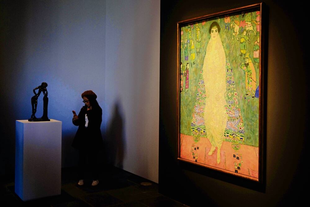 Retrato de Elisabeth Lederer (1914-16) fue confiscado por los nazis antes de ser recuperado por la familia de la protagonista, que era cliente del artista. Foto: de CHARLY TRIBALLEAU. AFP