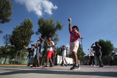 Proponen clases de box obligatorias en escuelas de educación básica en CDMX