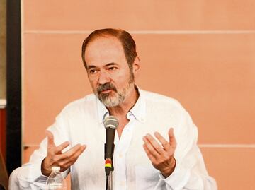 “La droga más fuerte es la palabra”: Juan Villoro