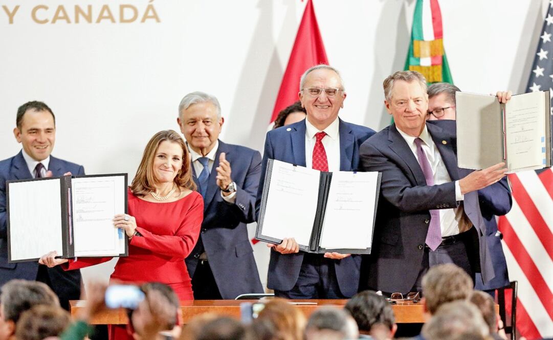 On December, Canadian, U.S., and Mexican officials signed the new trade deal in Mexico City - Photo: Francisco Cañedo/Xinhua