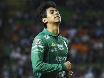 El León impide hablar más a Macías, tras destapar envidias en vestuario de las Chivas