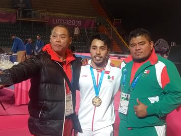 Hombres exigen paridad en la halterofilia mexicana