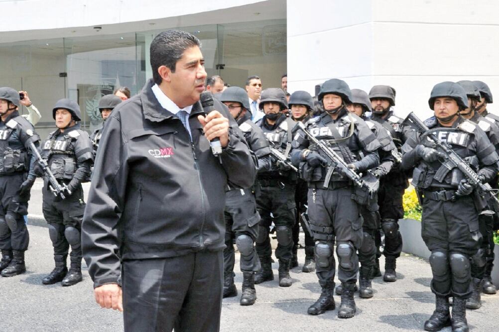 Por lo menos siete cámaras de videovigilancia tuvieron movimientos inusuales la madrugada del domingo y no captaron cuando fueron abandonados los cuerpos. Foto: ARCHIVO EL UNIVERSAL