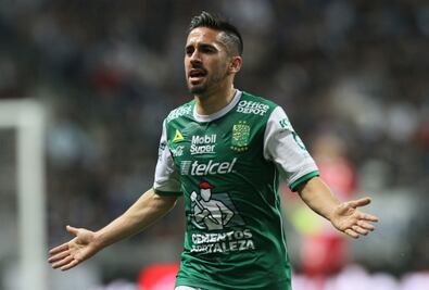 León apela expulsión de Navarro