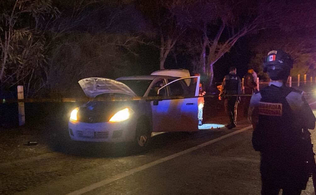 Aseguran armas, drogas y vehículos en operativos de Marina y Ejército; localizan tres cuerpos en Navolato. Foto: Especial