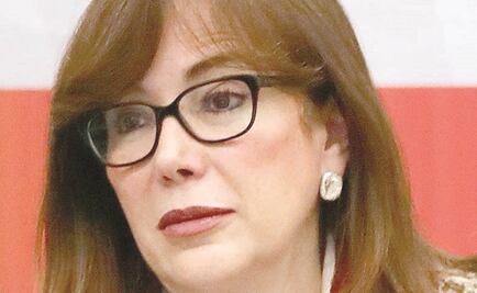 Yeidckol Polevnsky pica ahora el avispero de Murat