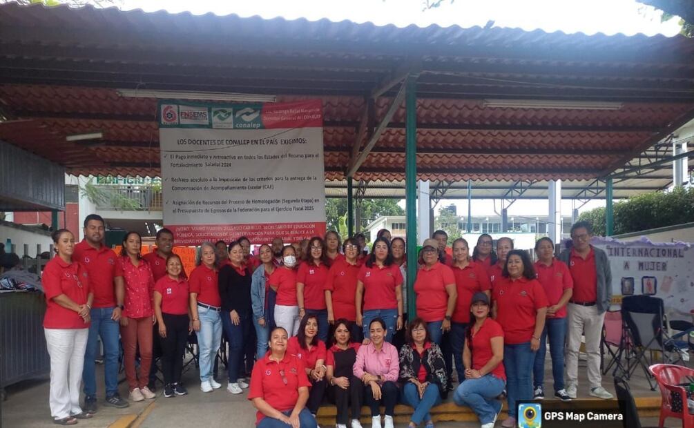 Protestan trabajadores del Conalep en Oaxaca por falta de pago de prestaciones laborales. Foto: Especial