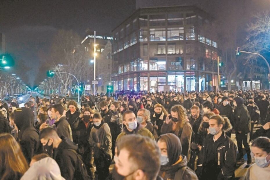 Protestas por la libertad de Hasel terminan en disturbios