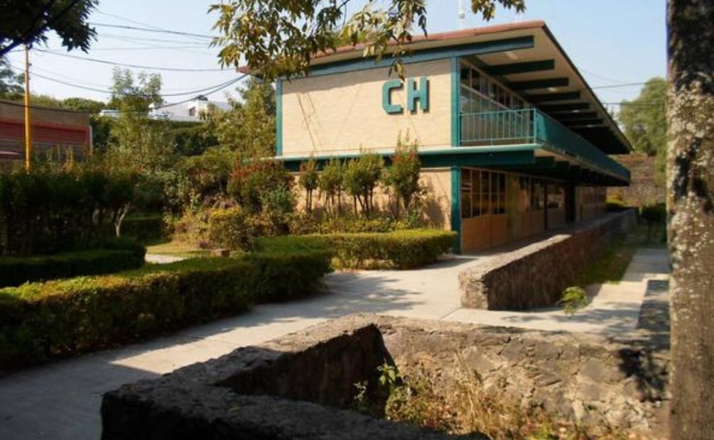 Foto: Especial/El Universal/ La dirección del CCH Sur declaró que tras la situación que afectaba la integridad de una alumna, por parte de una persona del sexo masculino, en uno de los edificios del plantel, se procedió a asistir a la joven