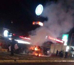 Reportan nuevos saqueos a tiendas en Edomex