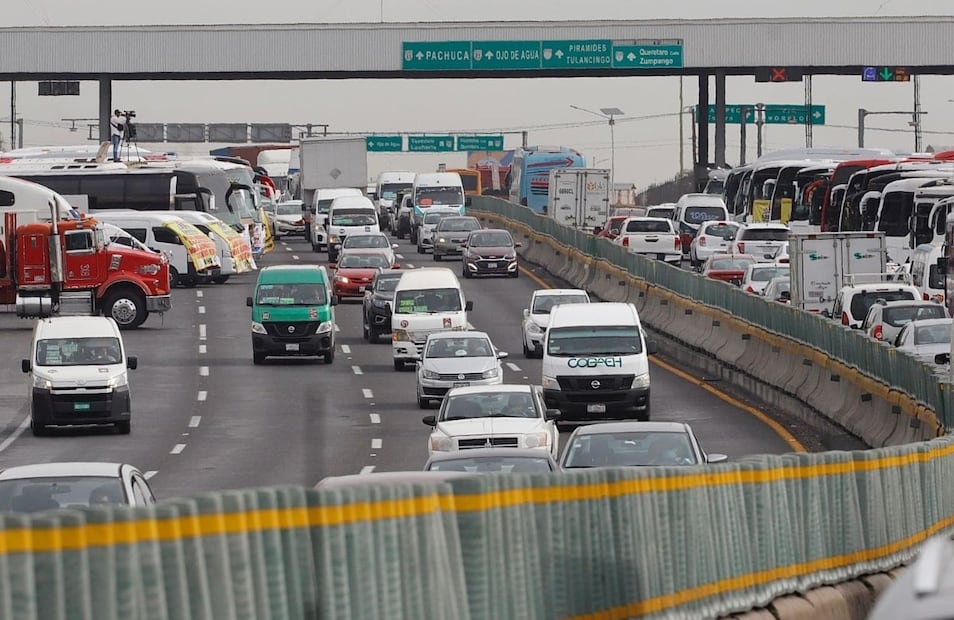 El caso ocurrió sobre la carretera México–Pachuca. Foto: Berenice Fregoso / EL UNIVERSAL 